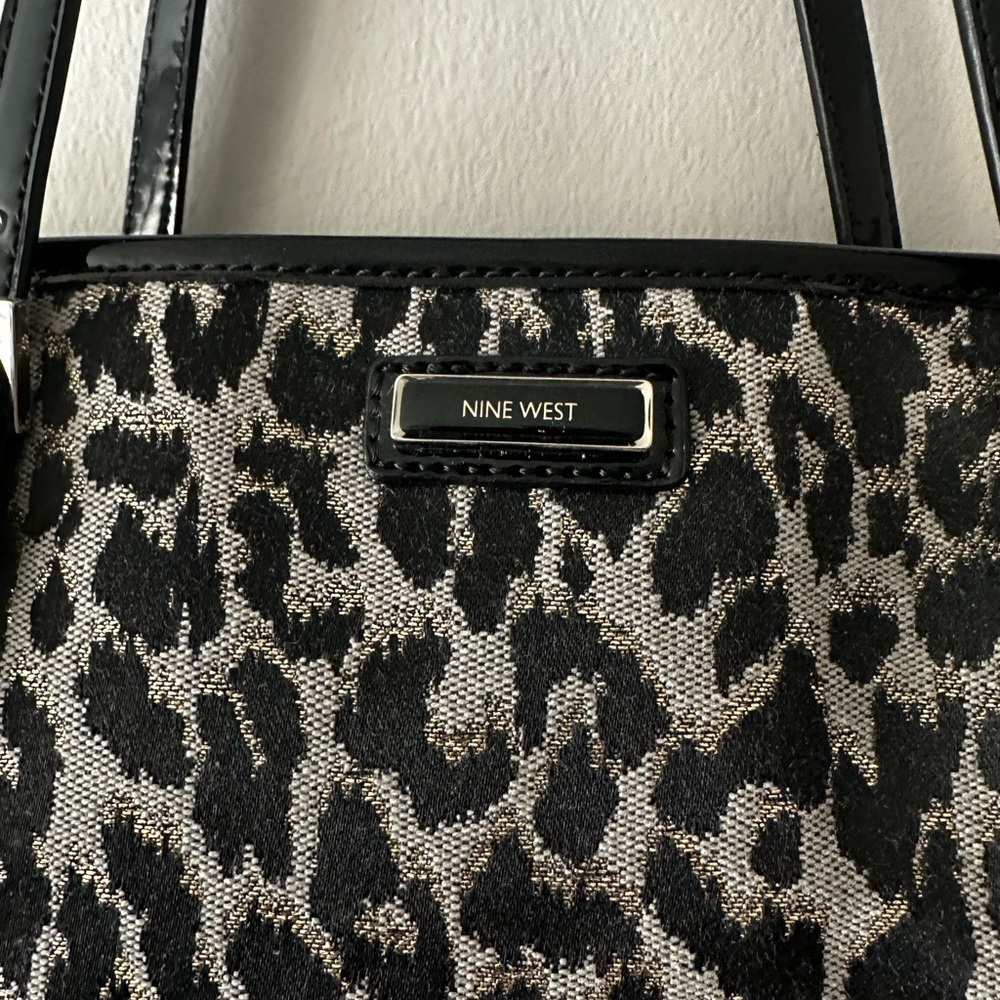 NINE WEST cheetah print tote shoulder bag - Picture 6 of 6